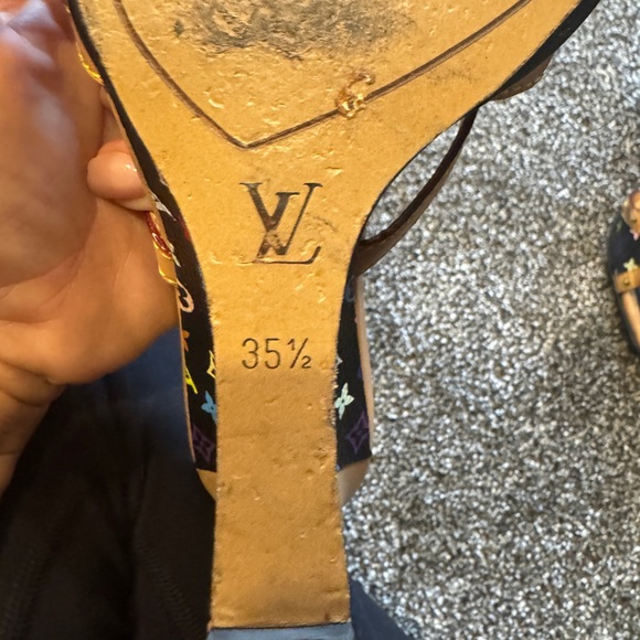 I got good use out of these but they no longer fit. - Picture 3 of 5